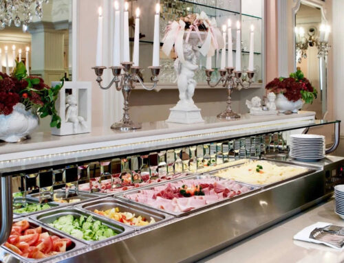 Nově stravování formou rautu